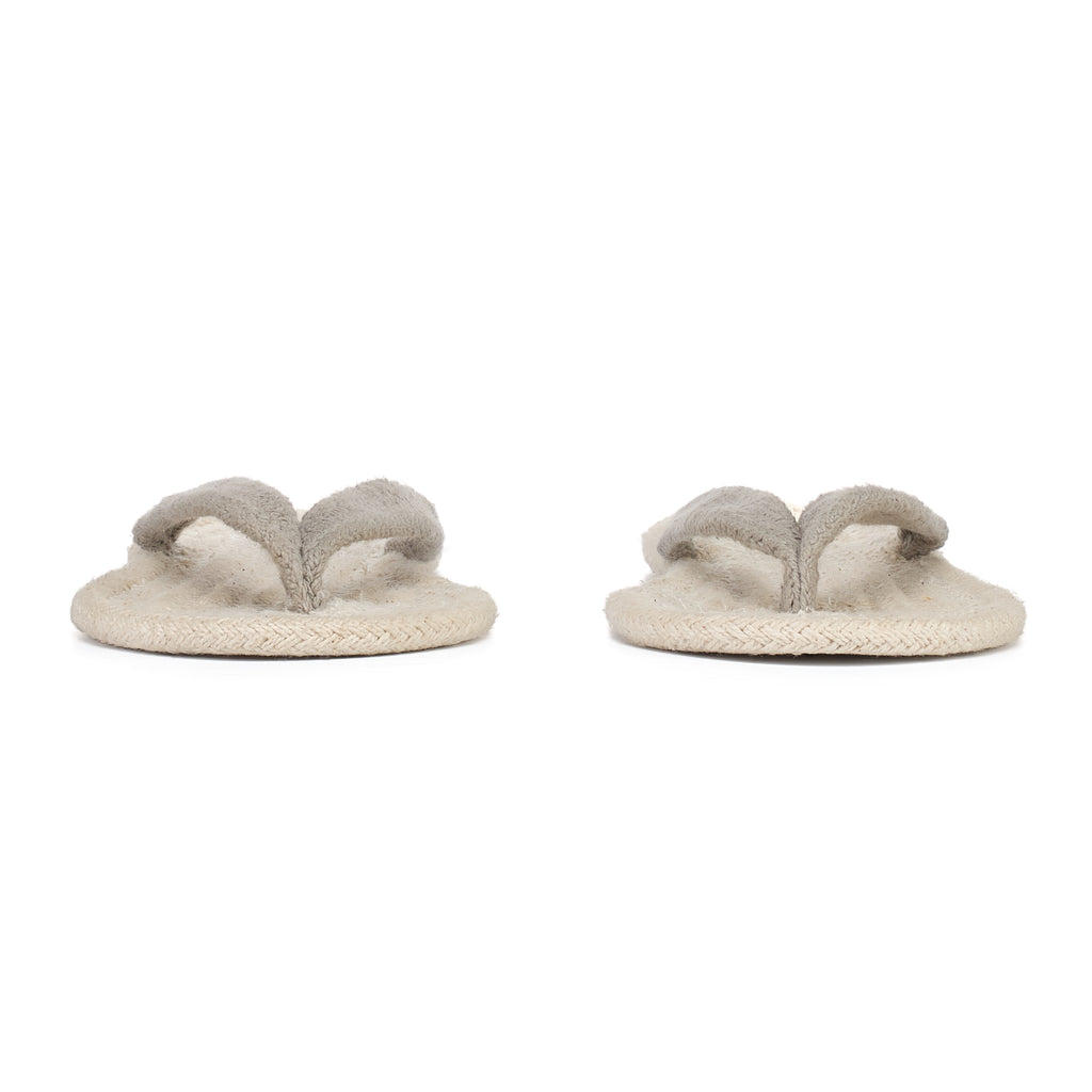 Agnetha Lightgrey Pair of Slippers