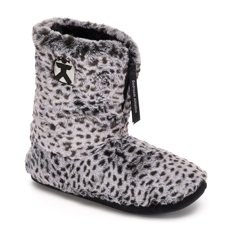 Super soft leopard patterned ladies slipper boot