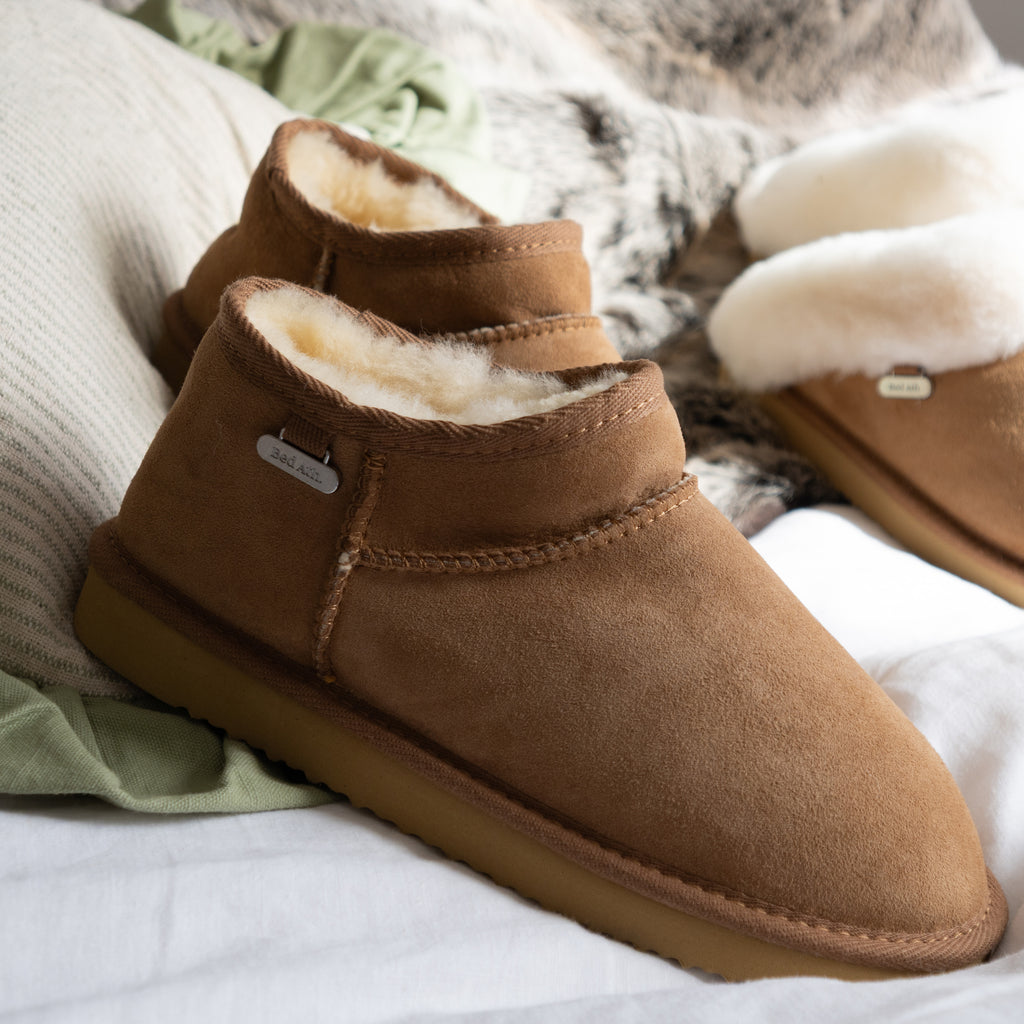 Betty - Double Faced Sheepskin Mini Slipper Boot - Chestnut