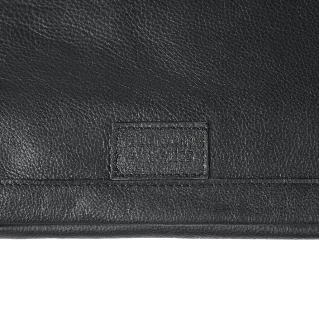 Cannavaro - Leather Washbag - Black
