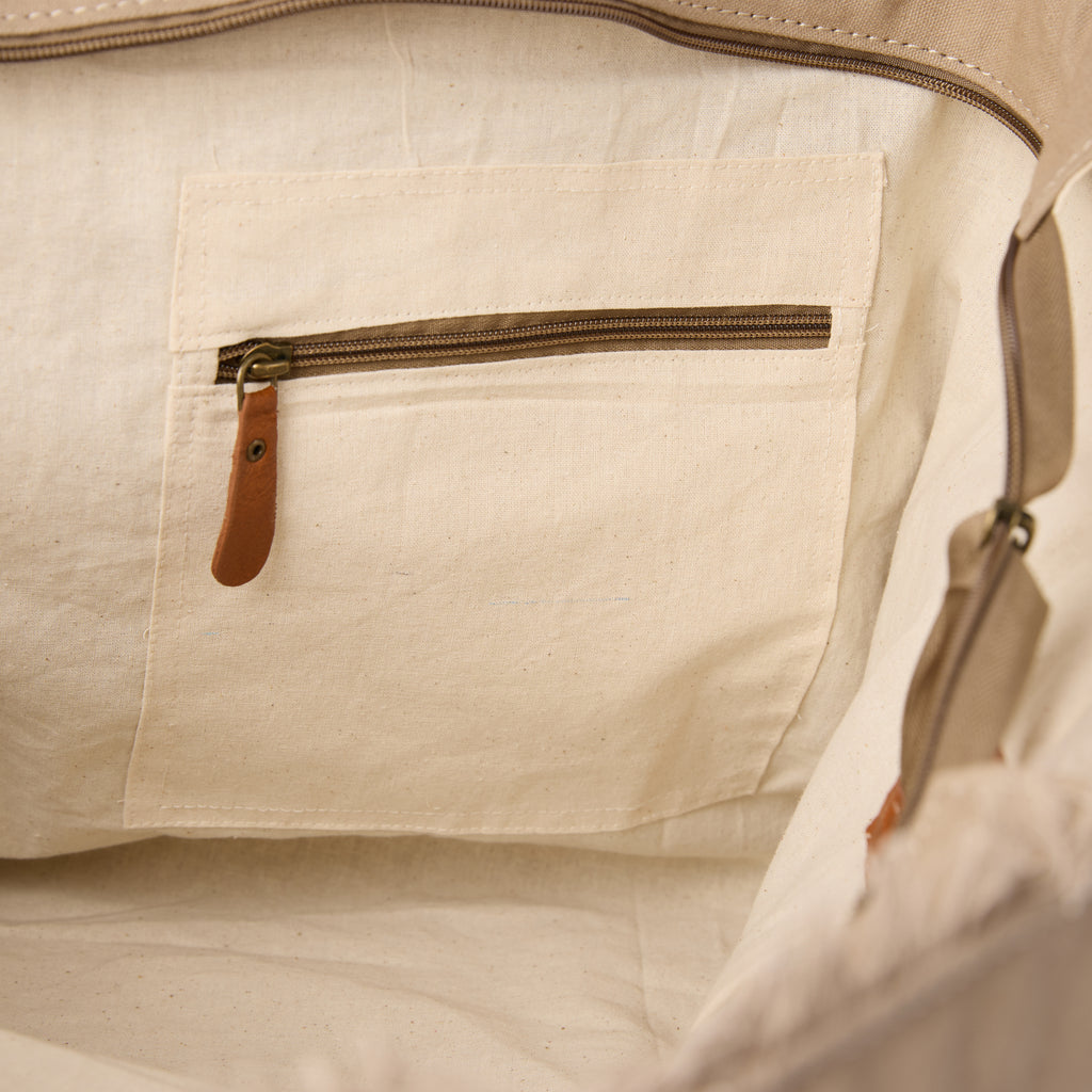 Casey bag (a beige washed canvas beach bag), interior view showing an inside pocket