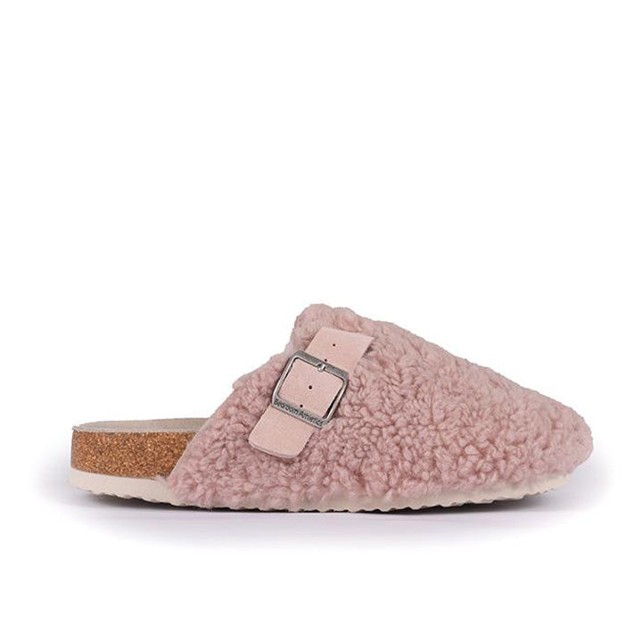 The Women's Miley Borg Fleece Clog Slipper in Dusky Pink has a suede footbed providing cushion-soft comfort.  Bedroom Athletics offers a wide range of premium quality slippers, slip on boots and loungewear.