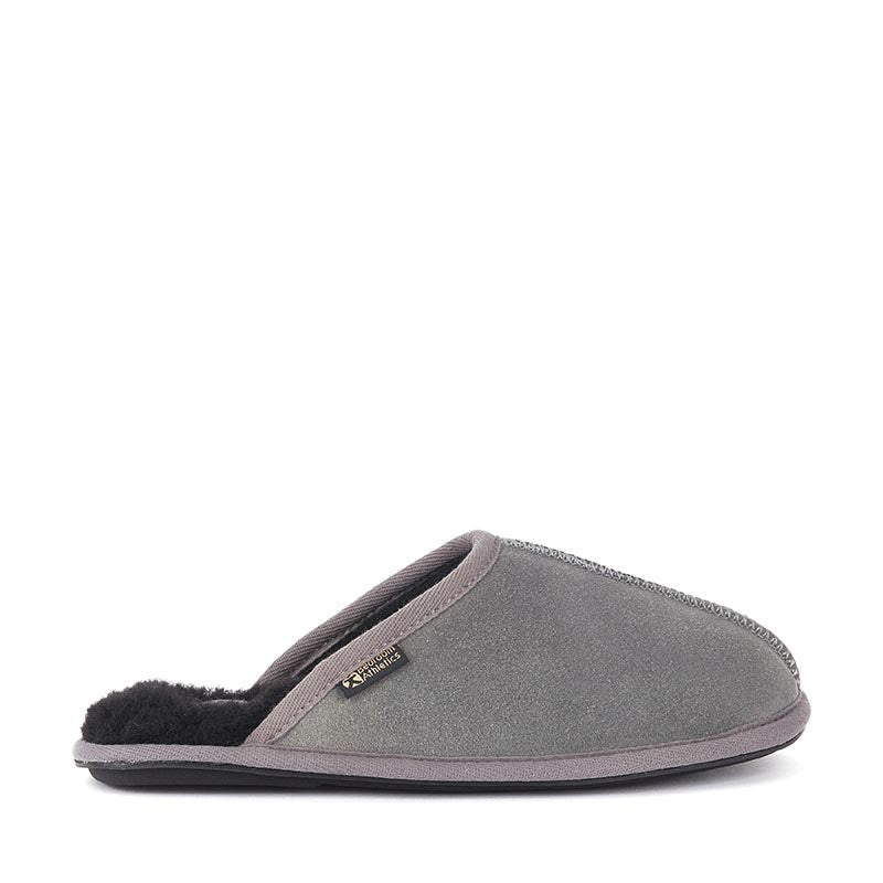 The Brad Suede Mule Slippers in Grey has been built with a durable non-slip sole unit, a super soft suede upper and knitted wool lining. Bedroom Athletics offers a wide range of premium quality slippers, slip on boots and loungewear.