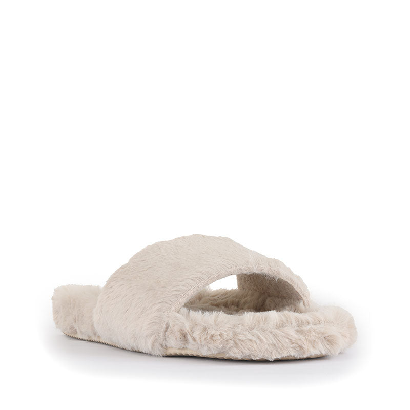 The Amaia Vegan Faux Fur Slipper Slider in Gingerbread.