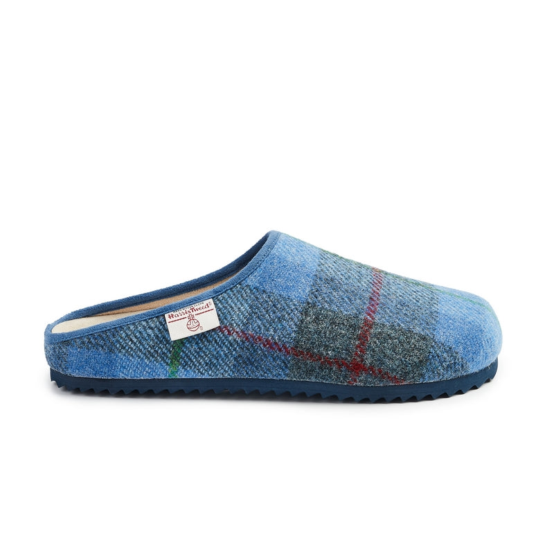 The Archie Harris Tweed Slipper Clog in Denim / Blue Check is a great year-round option with a soft suede footbed and a durable sole. Bedroom Athletics offers a wide range of premium quality slippers, slip on boots and loungewear.