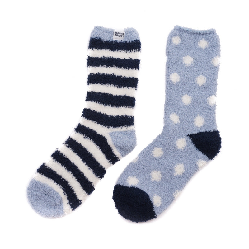 The Aria 2-Pack Cosy Socks in navy and light blue stripes and spots will have your toes wrapped up snug and warm during the cold weather. Bedroom Athletics offers a wide range of premium quality slippers, slip on boots and loungewear.