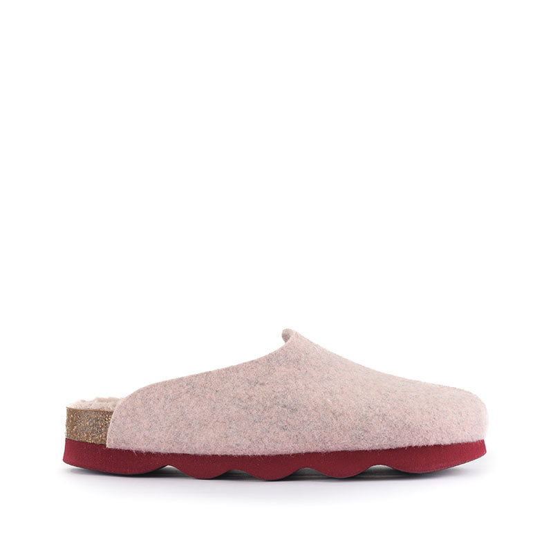 The women's Maria Vegan Wedge Felt Mule Slipper in Pink has a contemporary clog design mixed with a cool Scandi vibe upper with a vibrant contrasting wedge sole. Bedroom Athletics offers a wide range of premium quality slippers, slip on boots and loungewear.